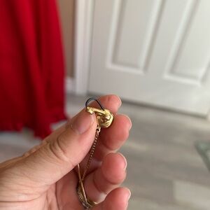 🔥$2 phone vintage Elegant Gold tie pin 😌